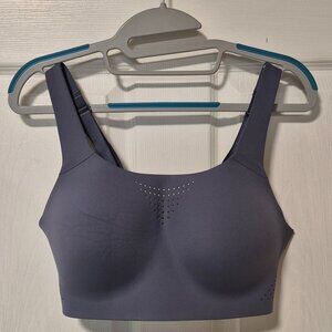 VICTORIAS SECRET  VSX  SPORTS BRA - Size 38C  - Never worn.